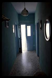 hallway0011024.jpg